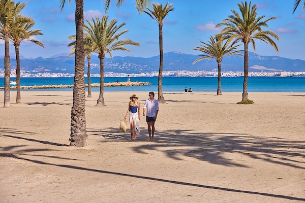Perto da praia, areia branca