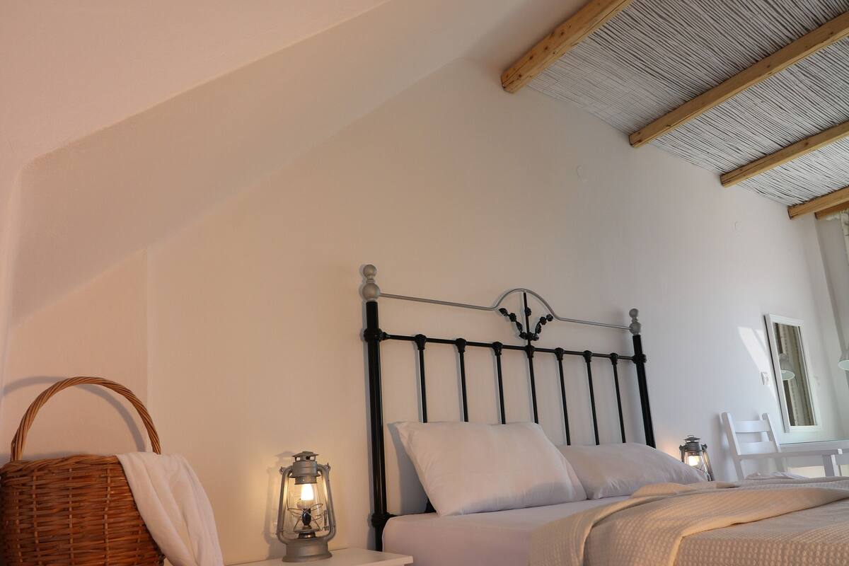 Family Apartment | Hypo-allergenic bedding available, in-room safe, WiFi (free)