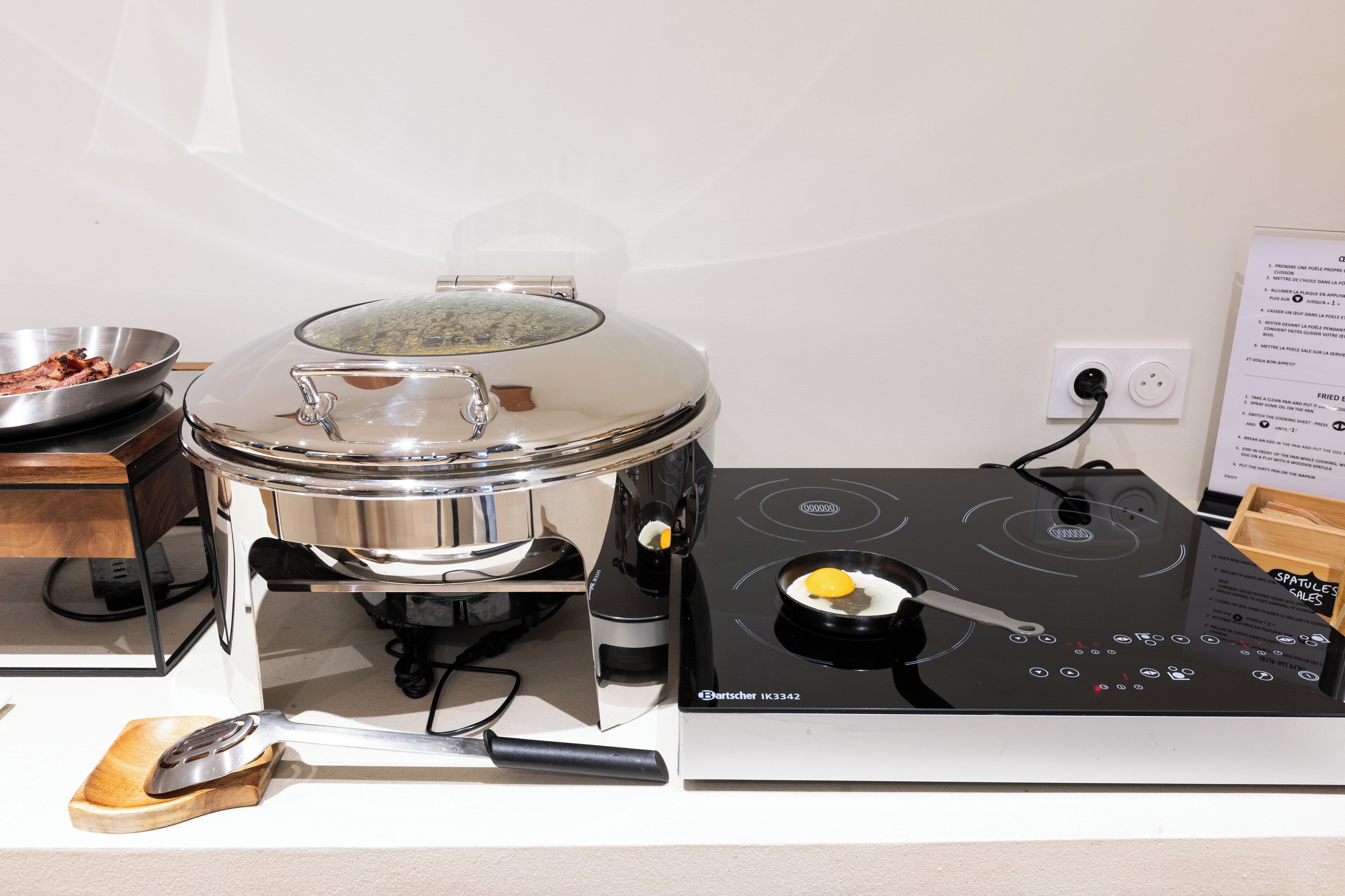 daily buffet breakfast (eur 17 per person)