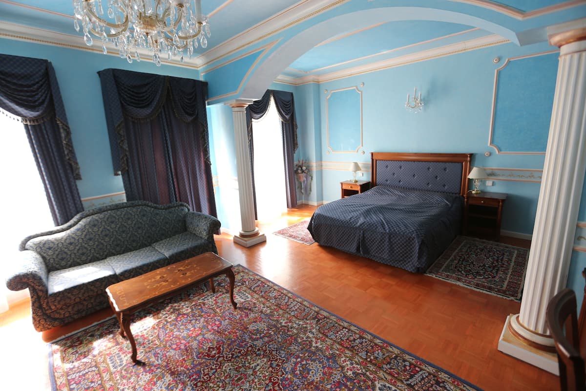 Suite | Een kluis op de kamer, geluiddichte muren, gratis babybedden