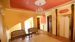 Hallway - Renesance Krasna Kralovna (Karlovy Vary)