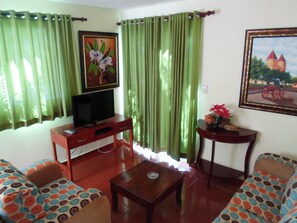 Two Bedroom Apartment | In-room safe, free WiFi, bed sheets