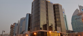 Novotel Suites Riyadh Center