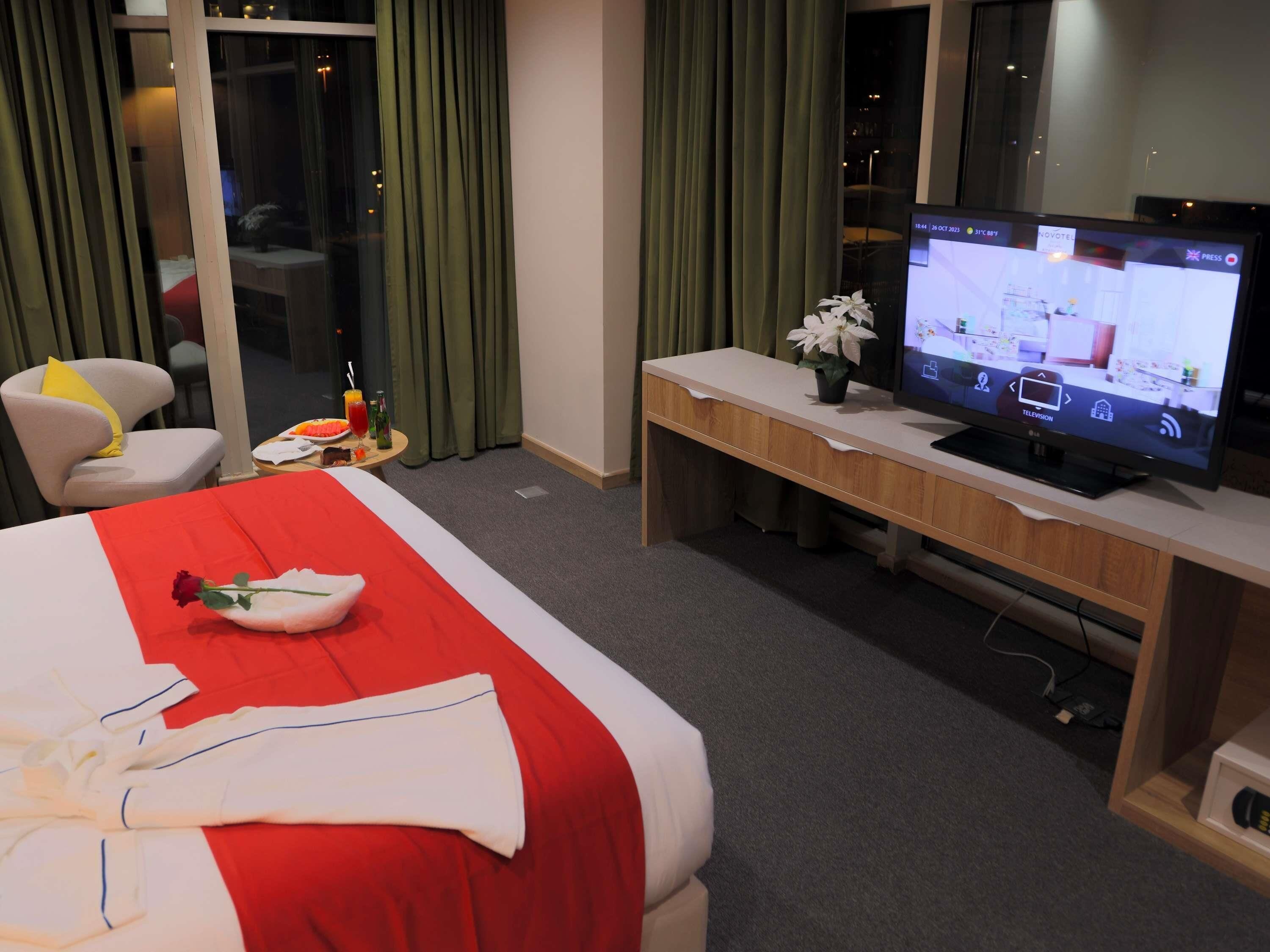 高级房, 1 张大床和 1 张沙发床 | 1 多间卧室、迷你吧、客房内保险箱、办公桌