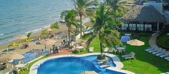 Hotel Playa Caracol