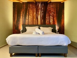 Family Suite | Insonorización, tabla de planchar con plancha y cunas gratuitas 