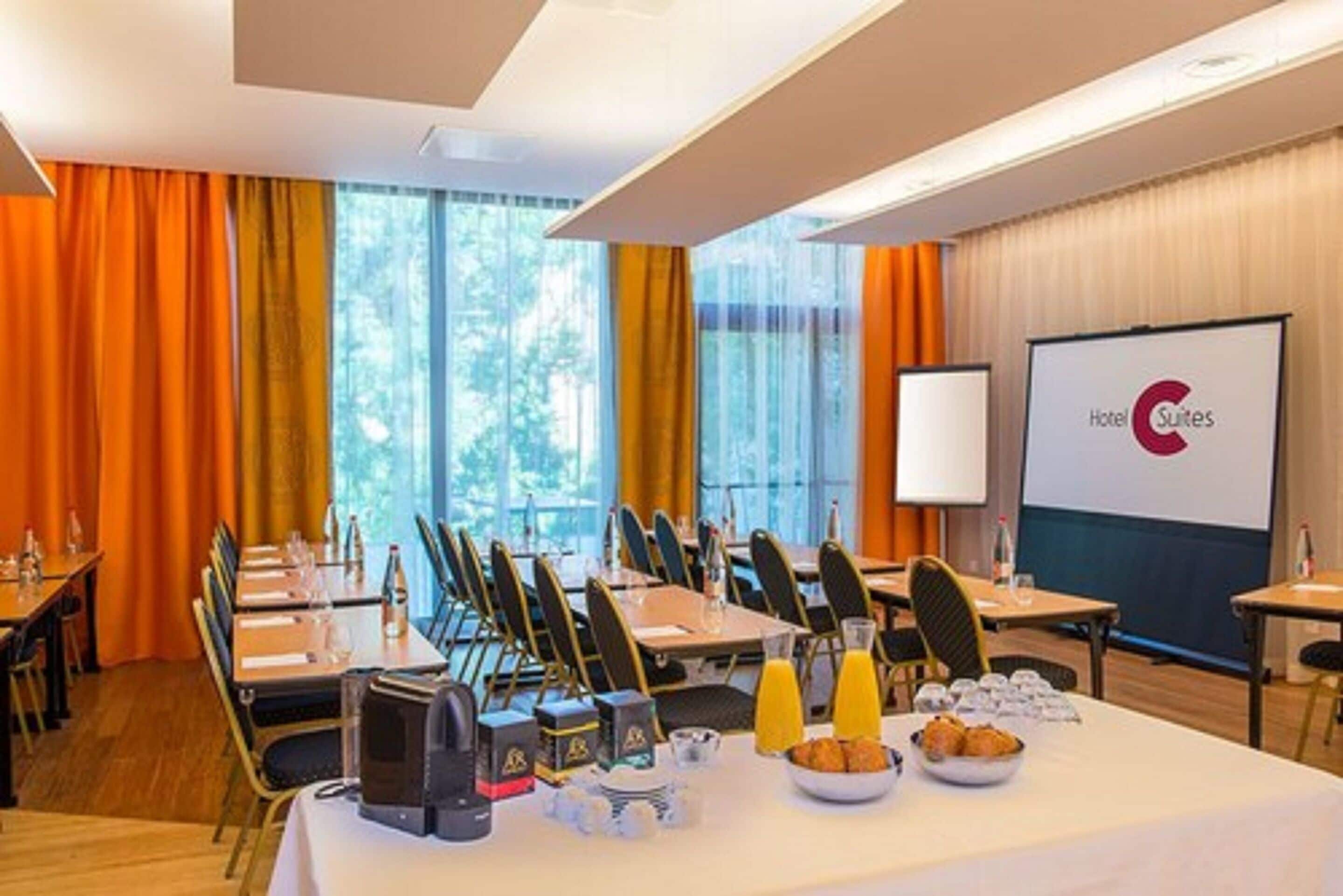 Photo - HÔTEL C SUITES chambres spacieuses