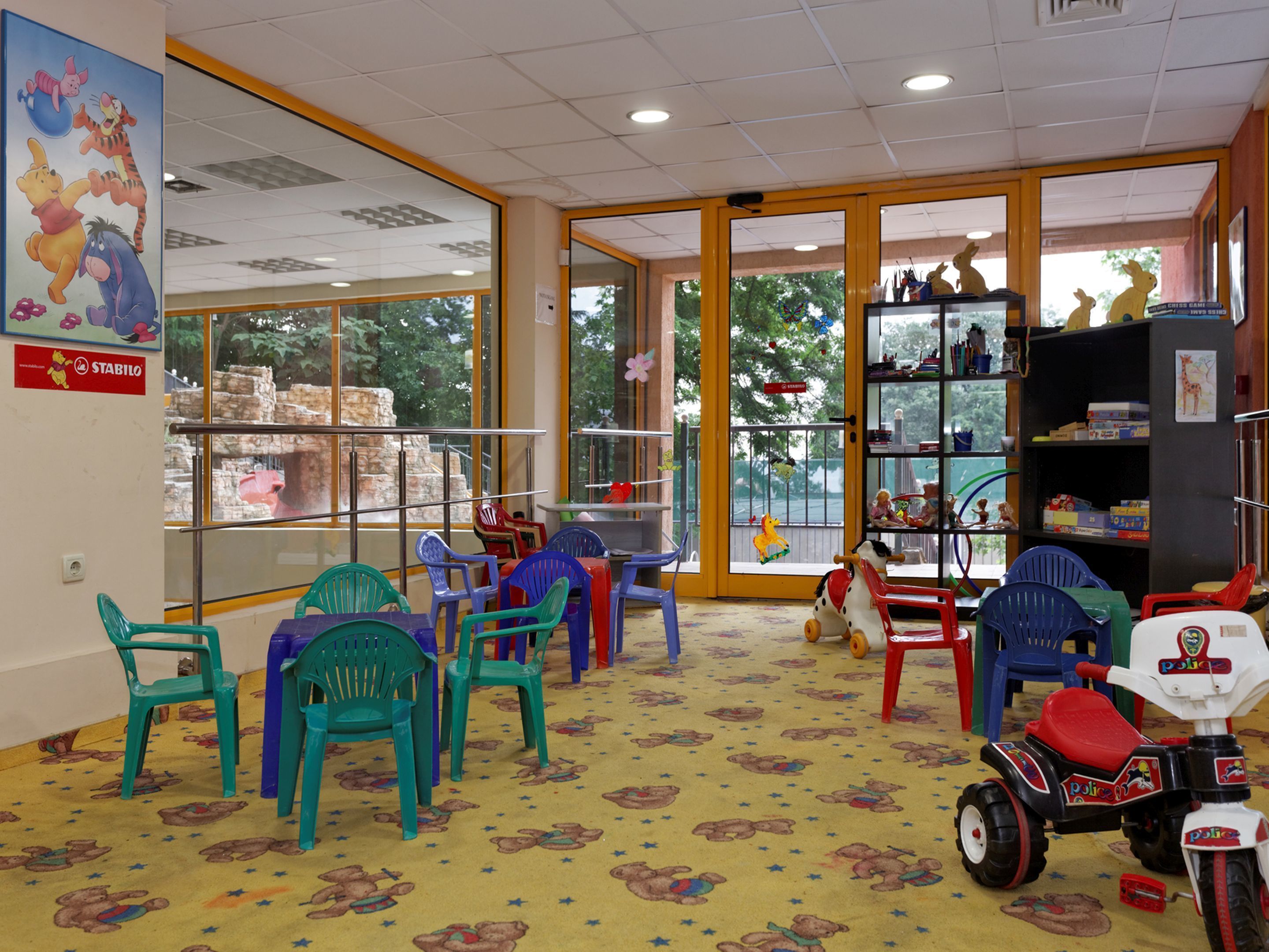 children’s play area – indoor