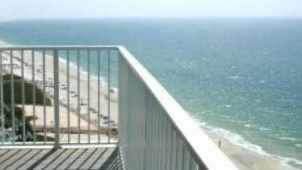 Standard Condo, 3 Bedrooms, Kitchen, Beach View (1103) | Balcony
