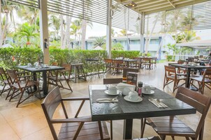 Se sirven desayunos, almuerzos y cenas