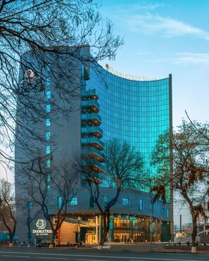 Exterior - DoubleTree by Hilton Hotel Yerevan City Centre (Yerevan)
