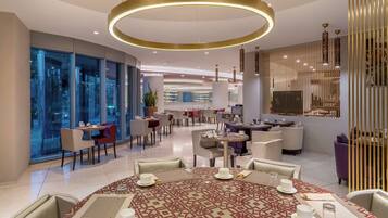 Petit déjeuner buffet (9000 AMD par personne)