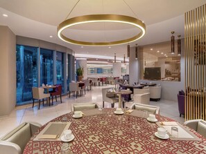 Daily buffet breakfast for a fee - DoubleTree by Hilton Hotel Yerevan City Centre (Yerevan)