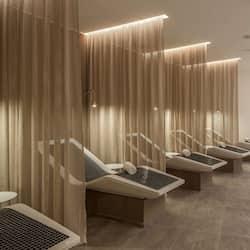 Sauna, bagno turco, trattamenti per il corpo, massaggi thailandesi