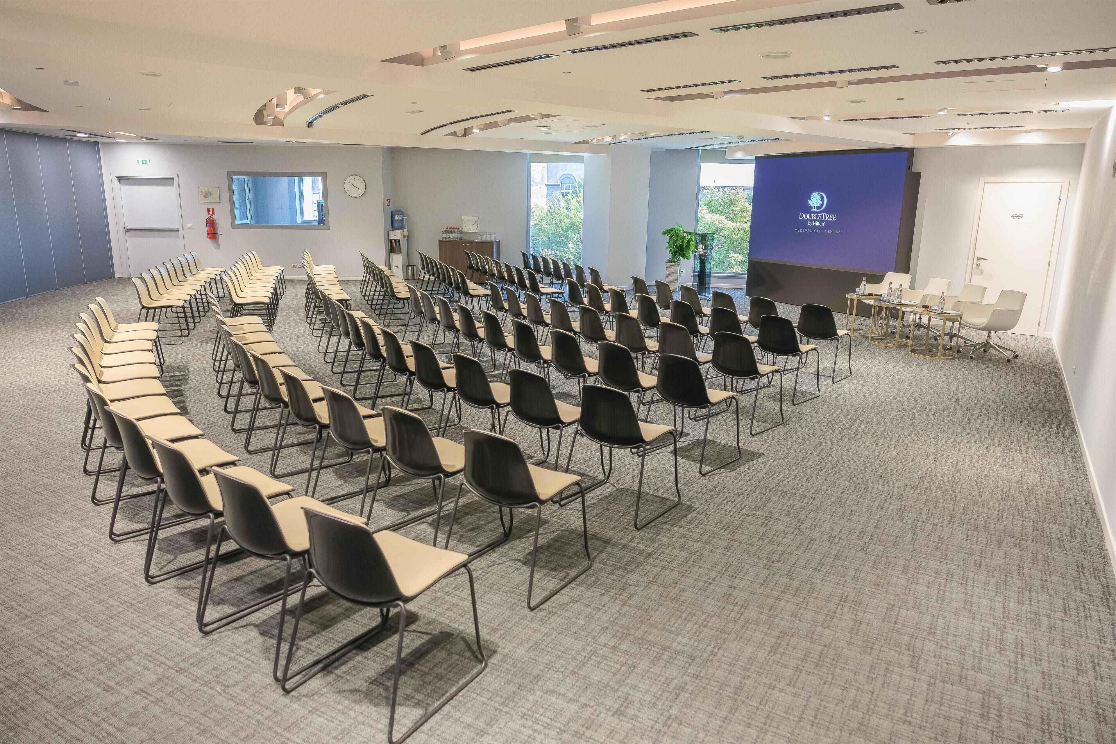 Photo - DoubleTree by Hilton Yerevan City Centre