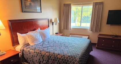 Pocahontas Inn & Suites