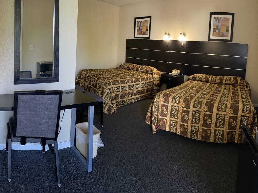 Escritorio y wifi gratis