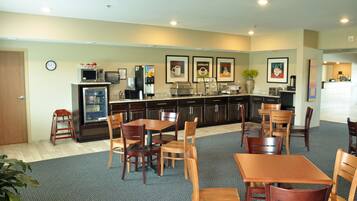 Free daily continental breakfast