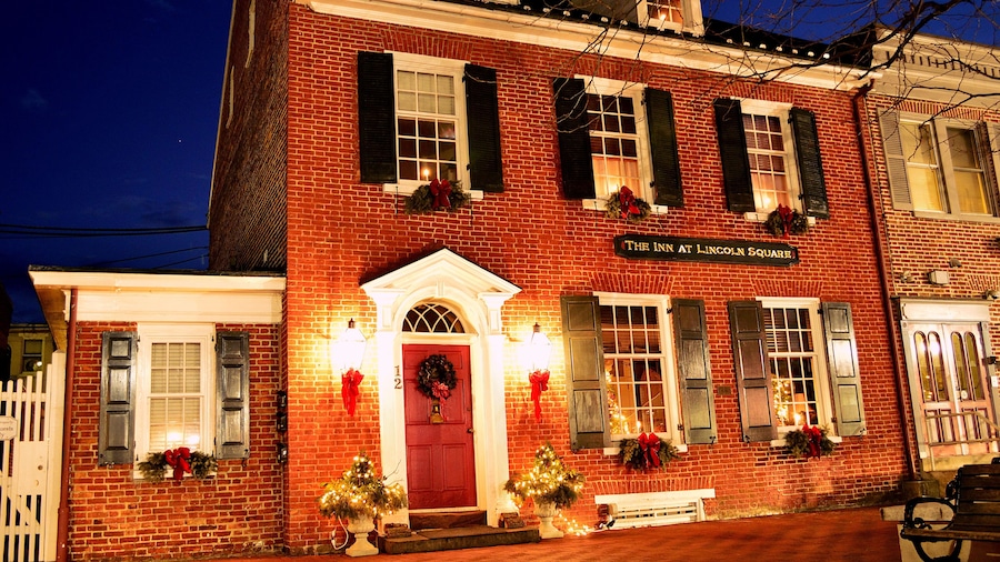 Inn at Lincoln Square