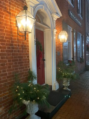 Front of property - Inn at Lincoln Square (Gettysburg)