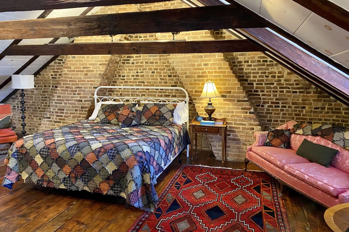Suite, 1 kingsize bed | 1 slaapkamer, individueel gedecoreerd, individueel gemeubileerd