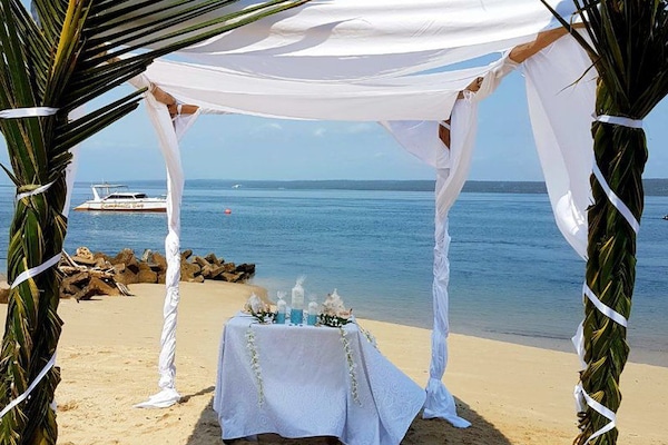 Beach/ocean view