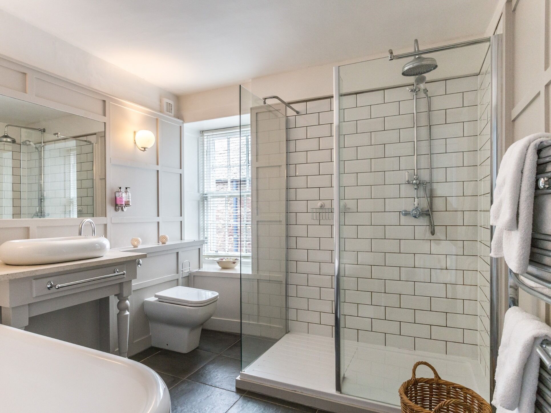 Superior tweepersoonskamer, en-suite badkamer (Town Square) | Badkamer