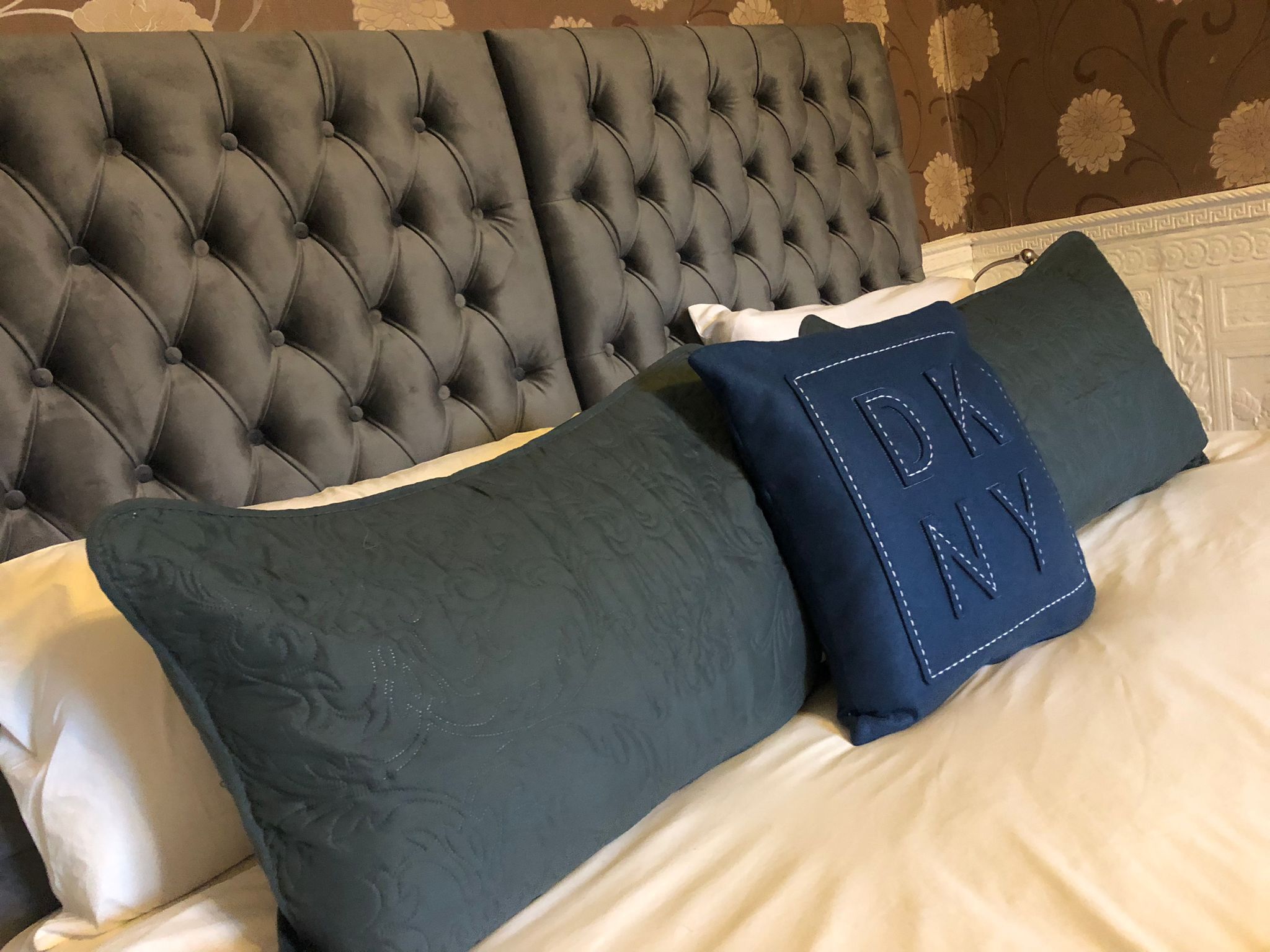 Premier Double Room, Ensuite, Garden View