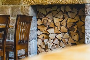 Interior - White Lion Hotel (Hebden Bridge)