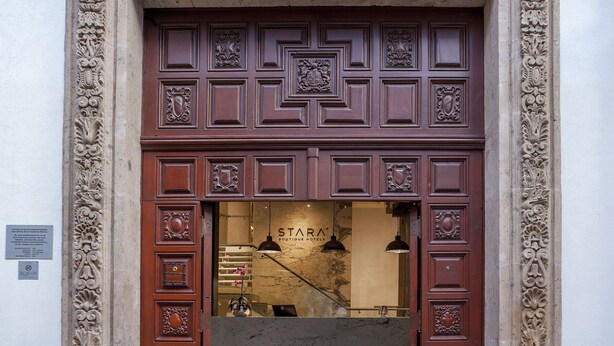 Unclassified image, 1 of 101, button - Stara Hamburgo (Mexico City)