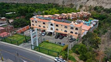 واجهة المنشأة