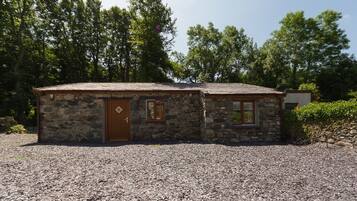 Småhus, eget bad (Ty Bach) | Eksteriør