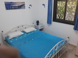 1 bedroom, premium bedding, soundproofing, iron/ironing board - Tamer guest house (Haifa)