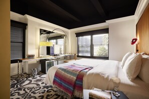 Standard Room, 1 King Bed (Medium Mama) | 1 bedroom, premium bedding, in-room safe, individually decorated