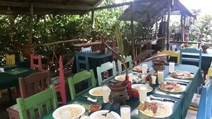 Outdoor dining - Sabalos Lodge (El Castillo)