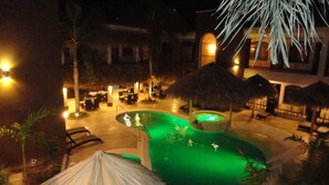 Utomhuspool