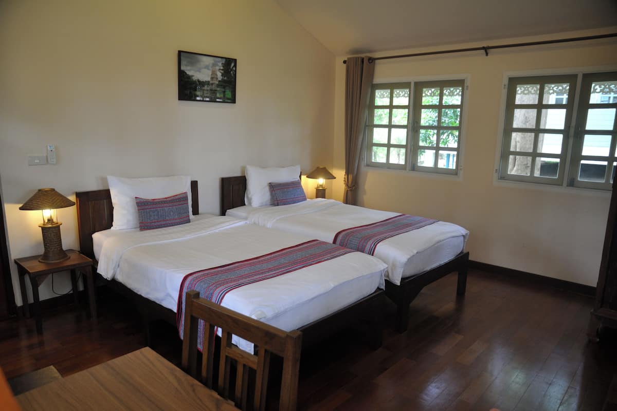 Deluxe Twin Room, 2 Twin Beds | Desk, cribs/infant beds, rollaway beds, free WiFi