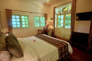 Desk, cots/infant beds, rollaway beds, free WiFi