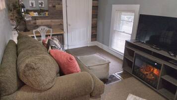 Business Apartment | Living area