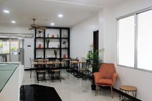 Restaurant - Travelbee Capitol Inn (Cebu City)