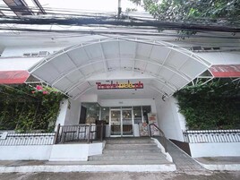 숙박 시설 정면