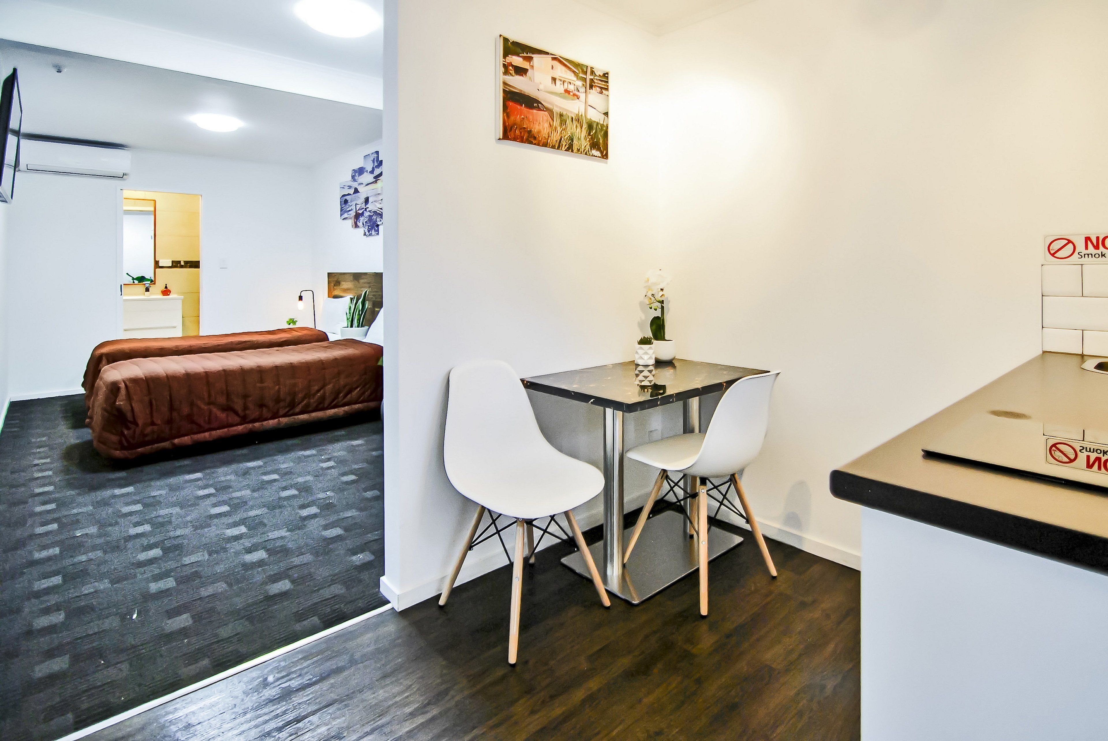 Photo - Newlands Court Motel