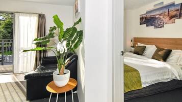 Two bedroom suite with full kitchen | Living area