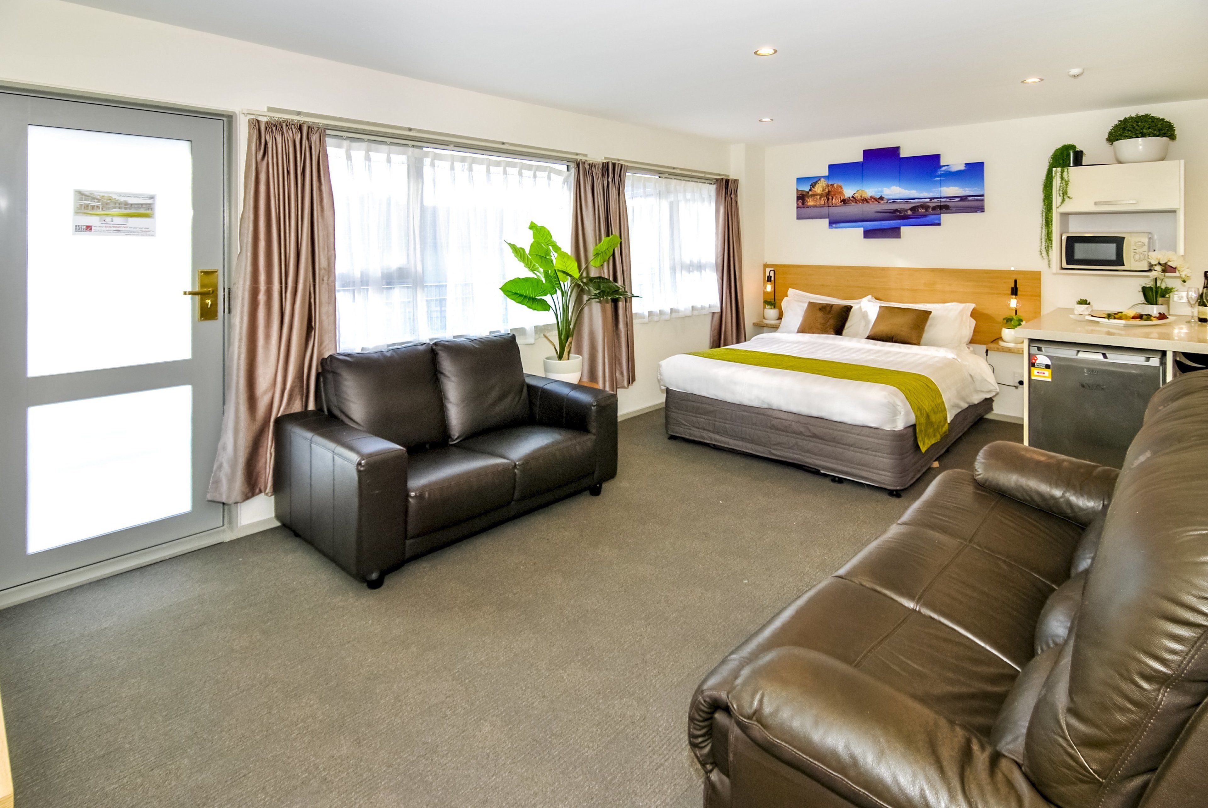 Photo - Newlands Court Motel