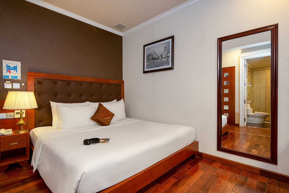 Superior King Room | 1 bedroom, Egyptian cotton sheets, premium bedding, pillowtop beds