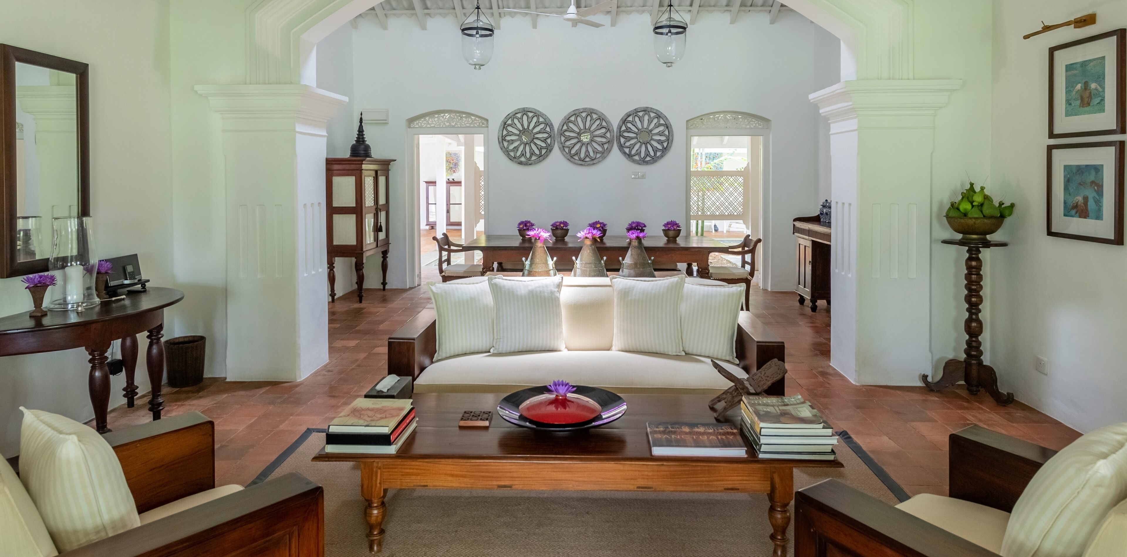 Suite, Garden Area (Walauwwa) (Evening Tea Included) | Living area | 40-inch flat-screen TV with satellite channels, Smart TV, DVD player