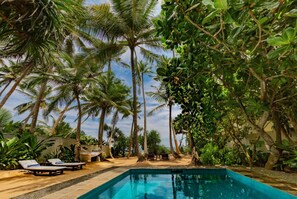 Two Bedroom Villa with Plunge Pool | Vista do quarto