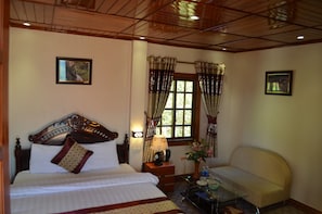 Honeymoon Suite, Terrace, Mountain View | Desk, free WiFi - Sapa Stunning View Hotel (Sa Pa)