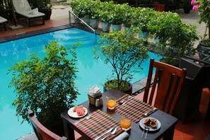 Breakfast, lunch and dinner served  - Phuc Thao Villa (Da Nang)