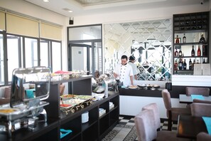 Food court - Flora Hotel Residence (Da Nang)